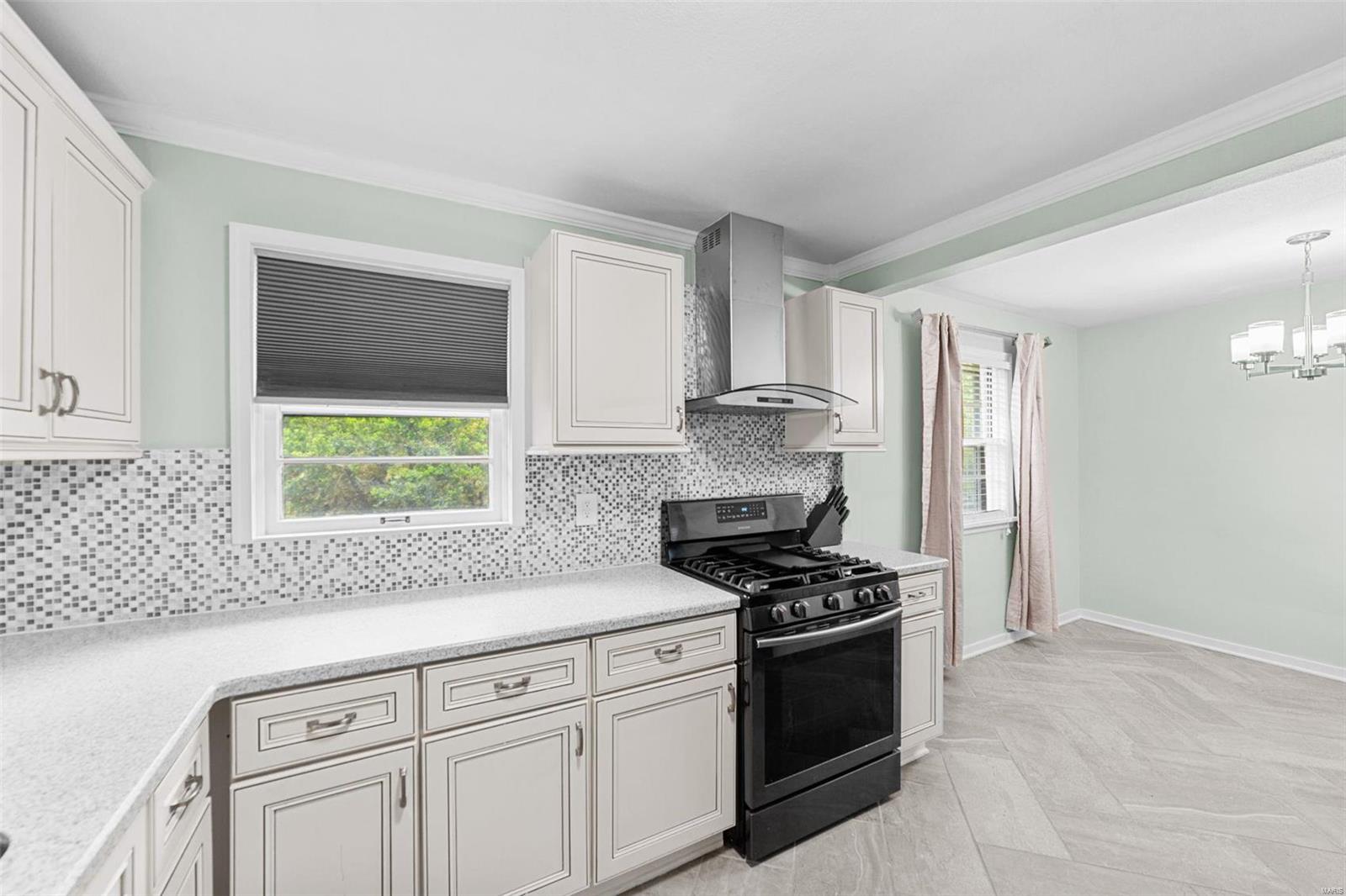 1804 S New Florissant Road