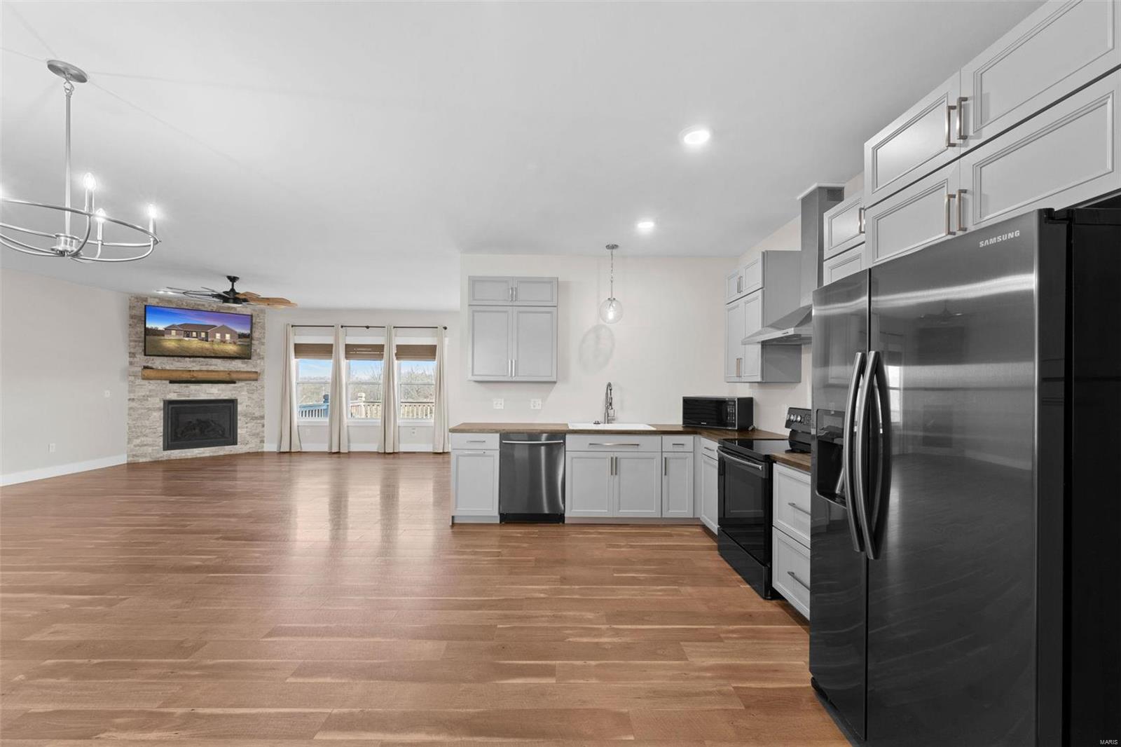 191 Falcon Pointe Drive