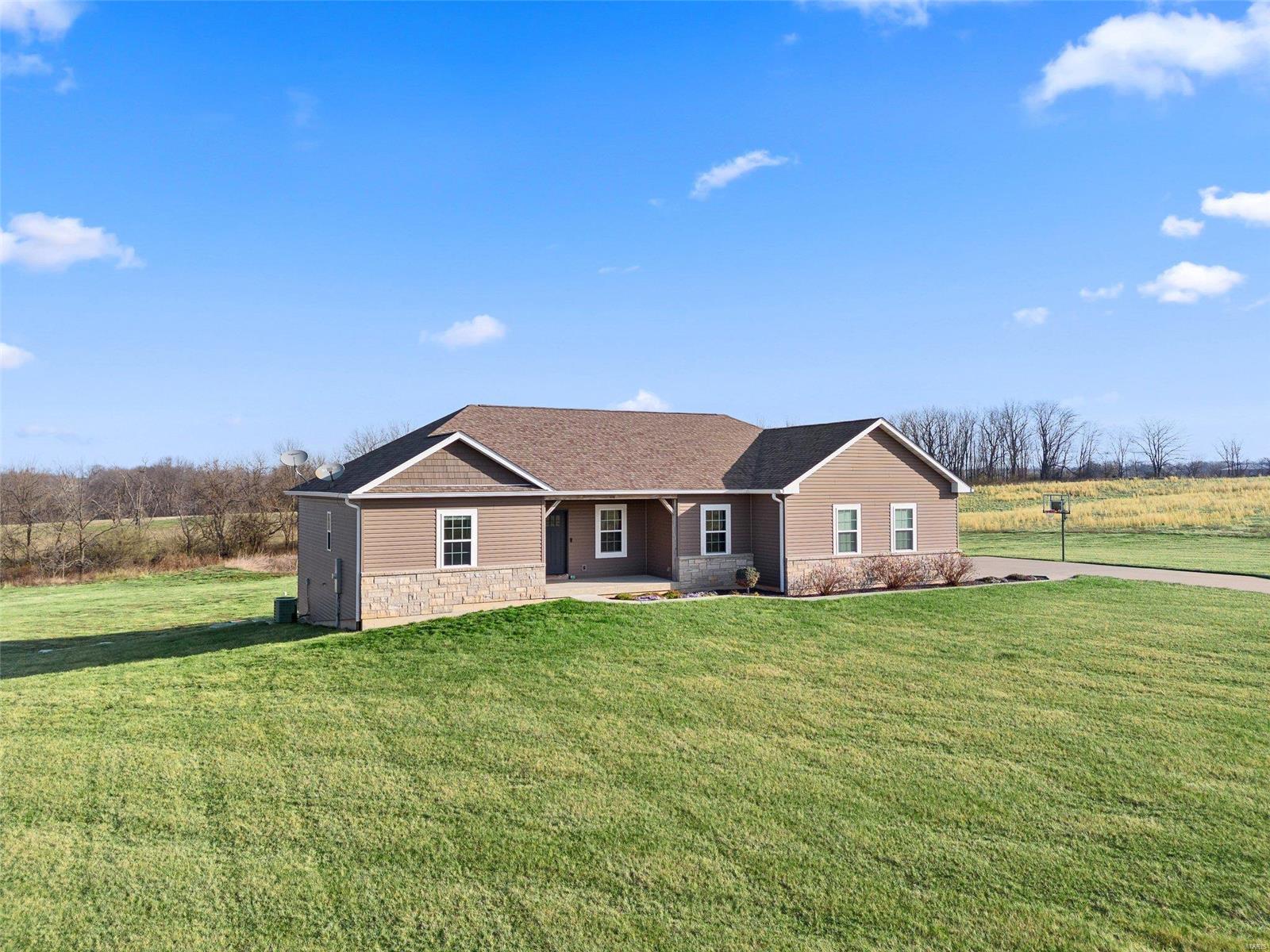 191 Falcon Pointe Drive