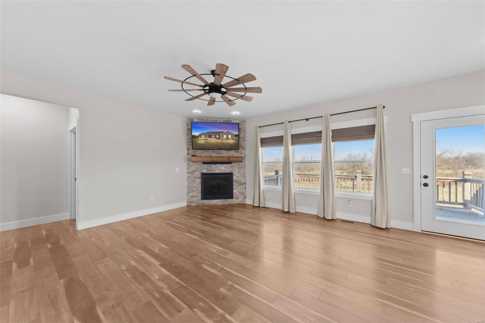 191 Falcon Pointe Drive