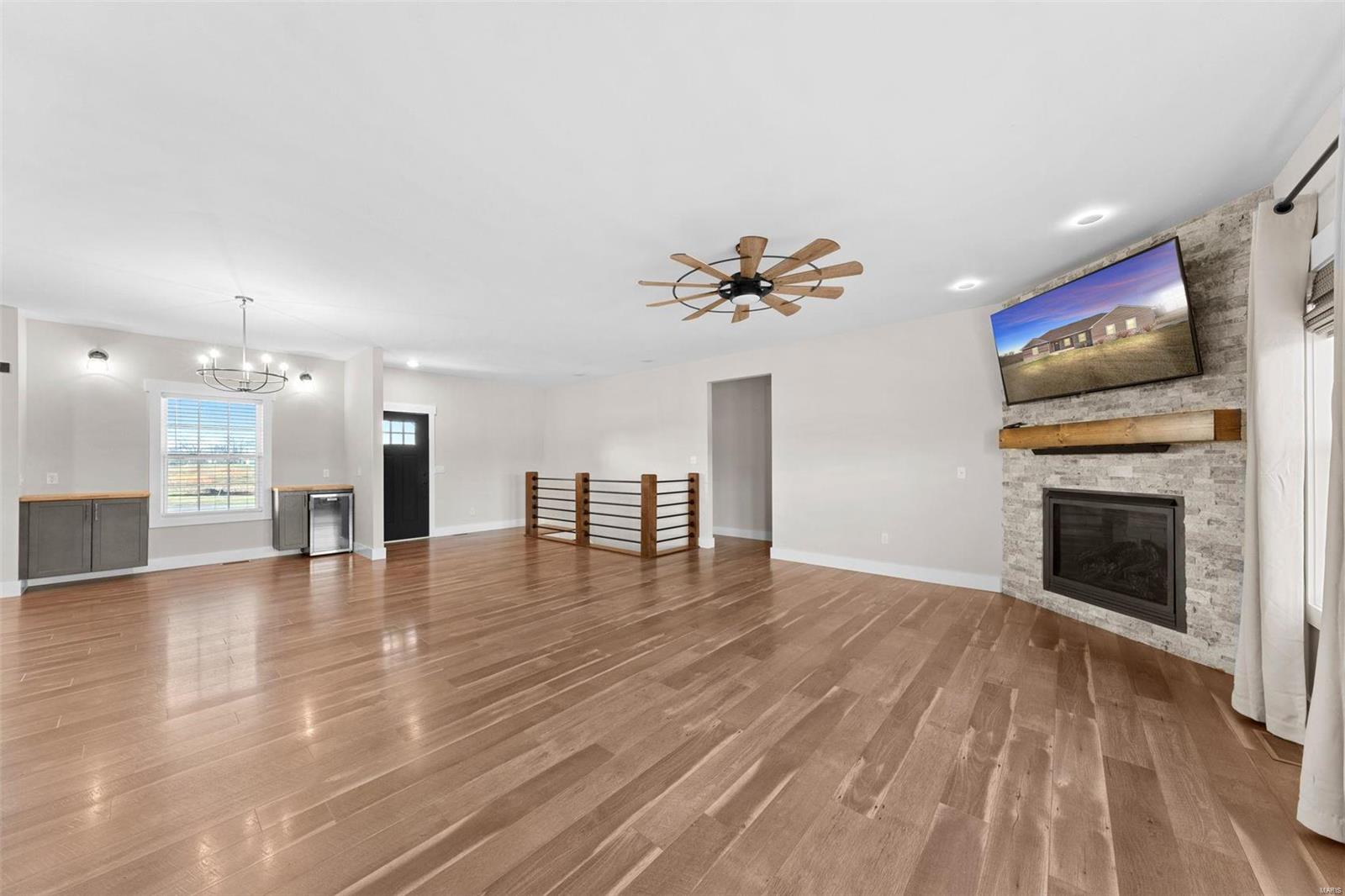 191 Falcon Pointe Drive