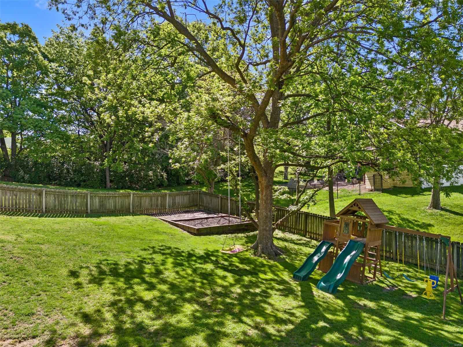 1217 Amberglen Drive