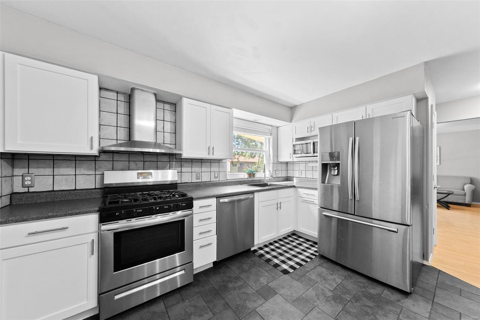 1217 Amberglen Drive