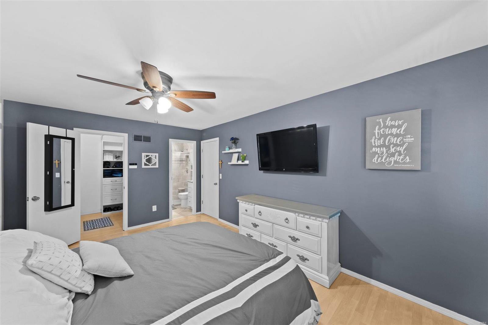 1217 Amberglen Drive