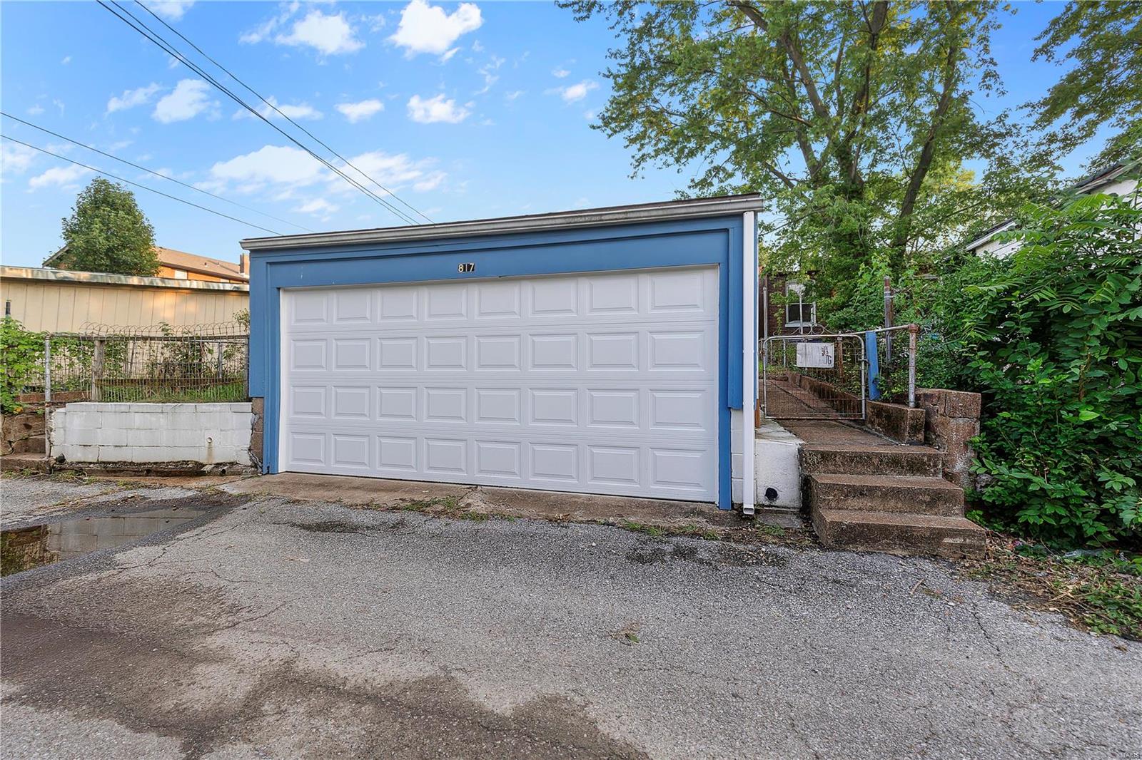 817 Wilmington Avenue