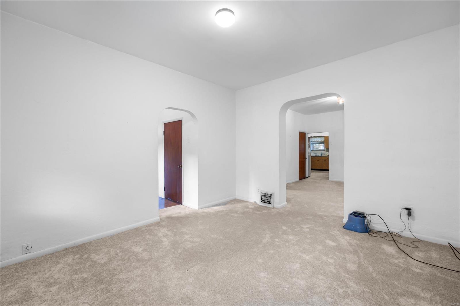 817 Wilmington Avenue