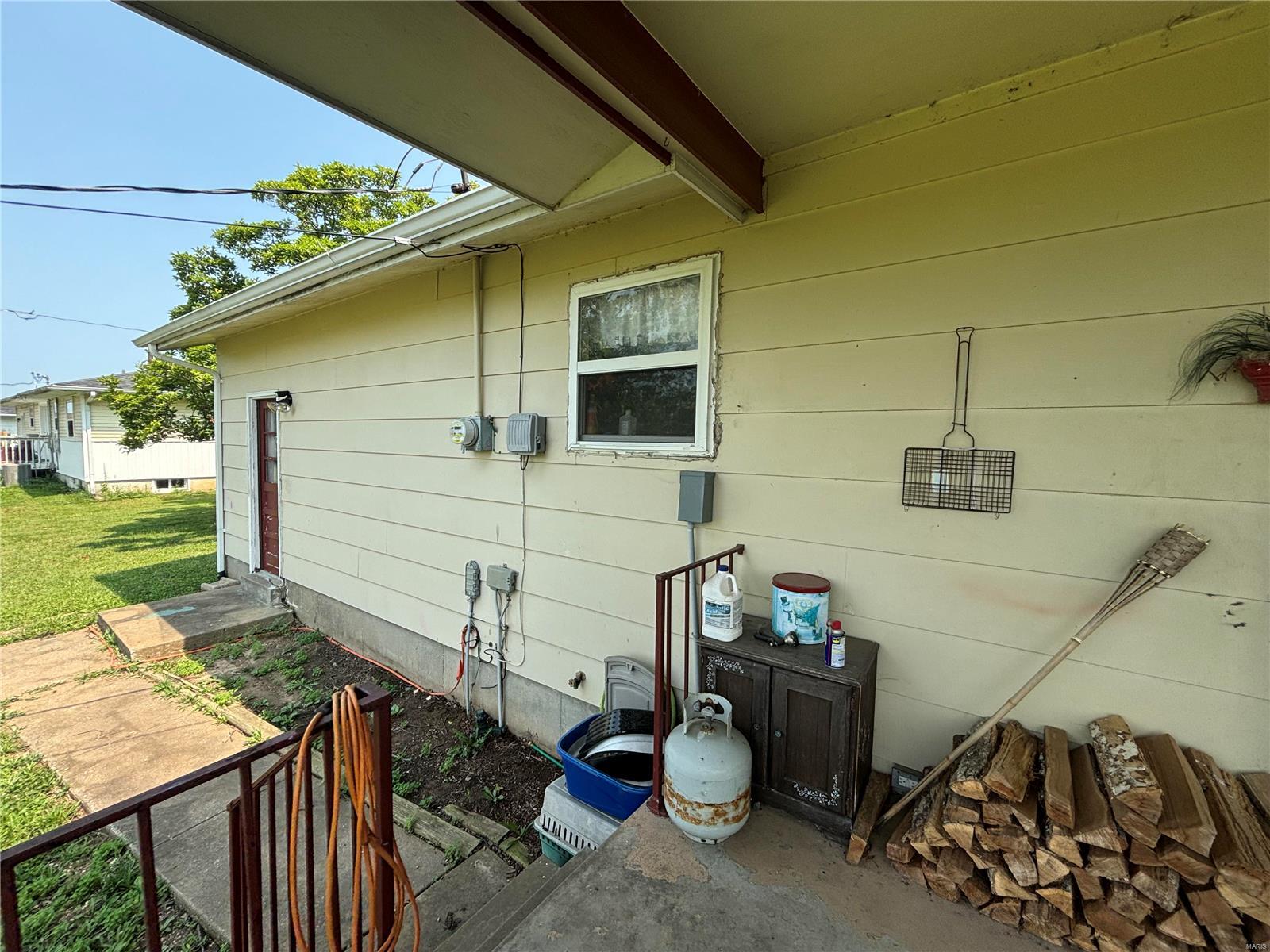 1121 E Cap Au Gris Street