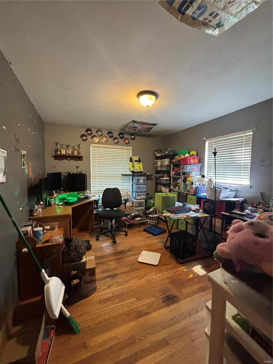 1121 E Cap Au Gris Street