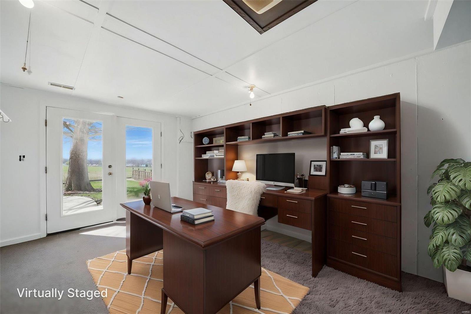 160 Stable Ridge Drive