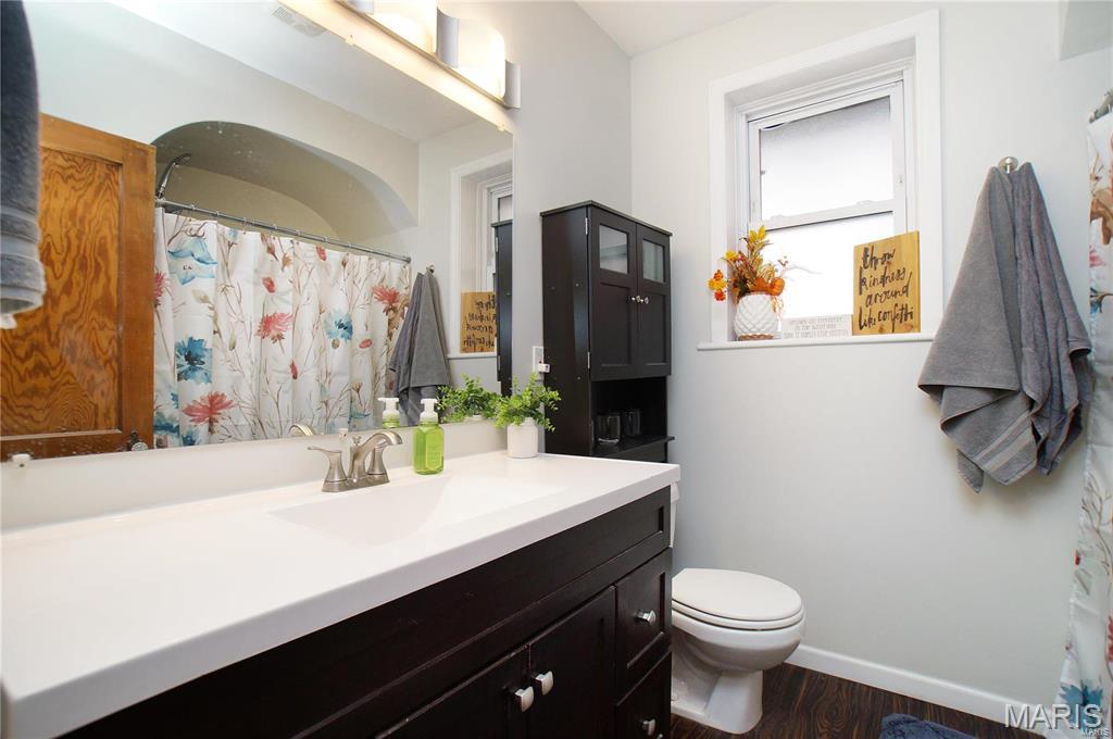 4038 Fairview Avenue