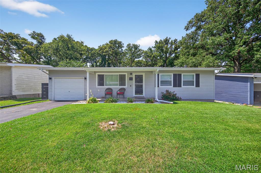 12 Becky Thatcher Drive