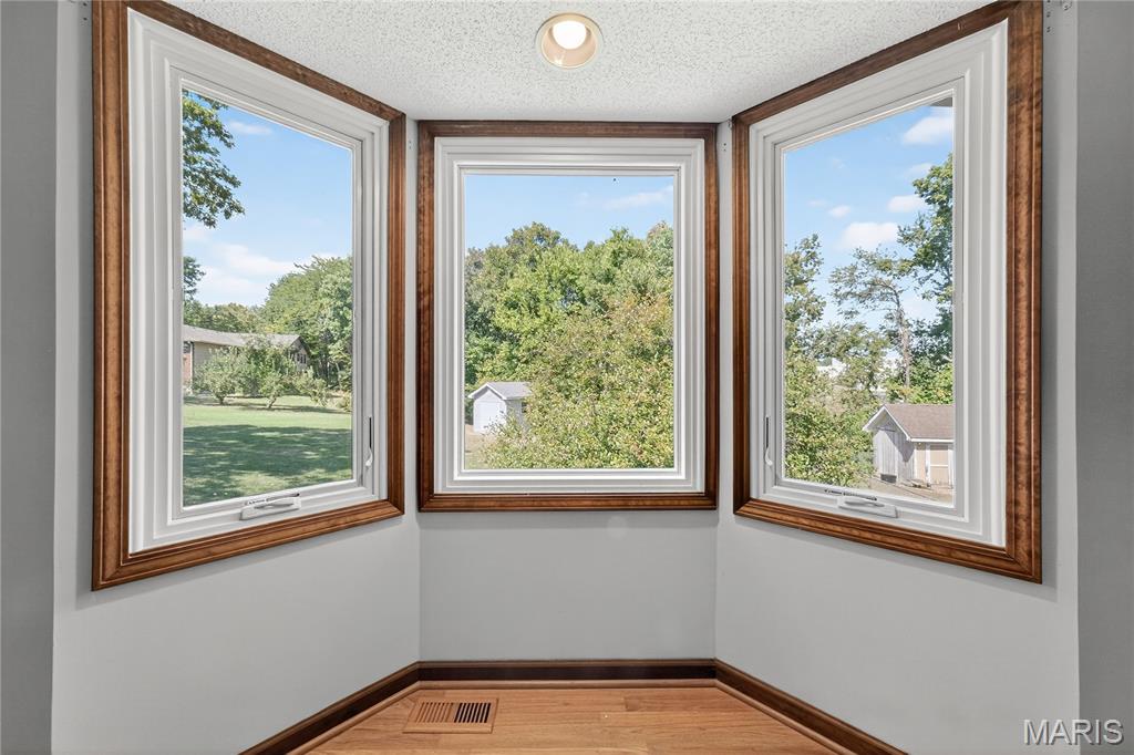 8 Grayson Ridge Drive