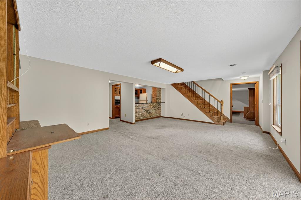 8 Grayson Ridge Drive