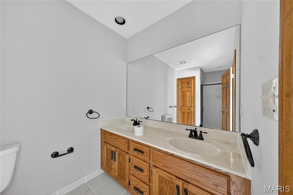 8 Grayson Ridge Drive