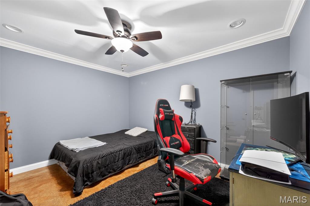 2489 Oak Forest Drive