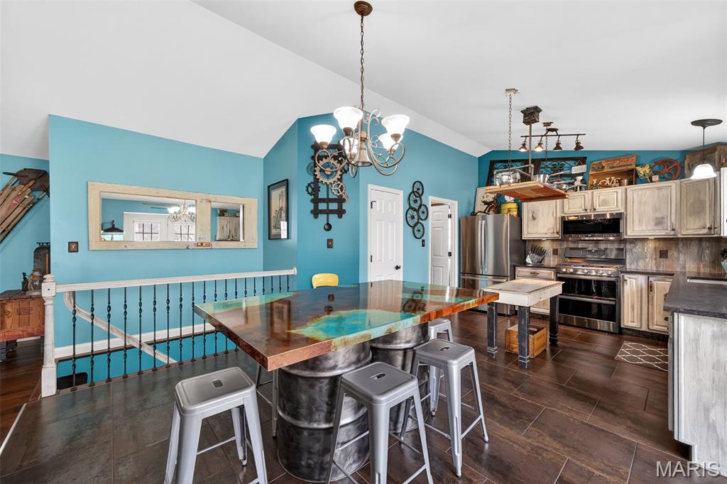 2489 Oak Forest Drive