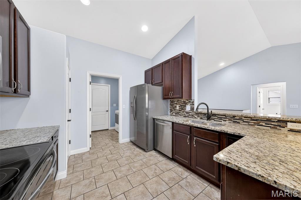 178 Shadow Pointe Drive