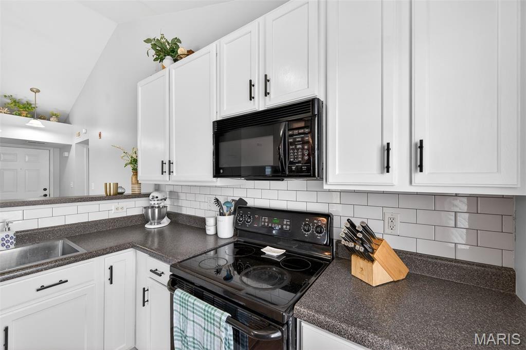 3300 Spring Creek Lane