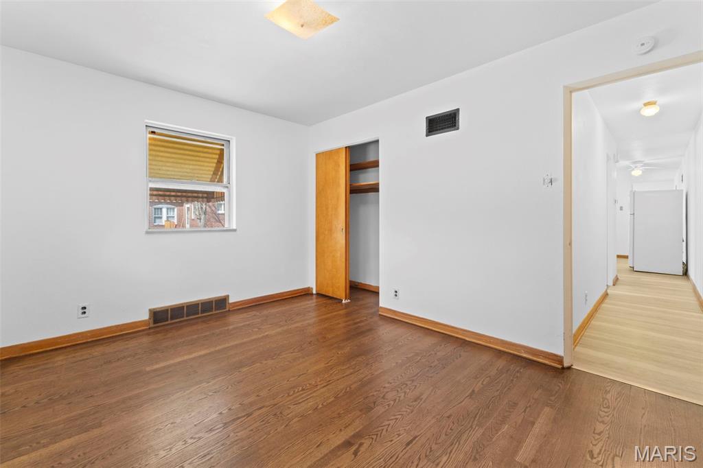 6048 Southwest Avenue