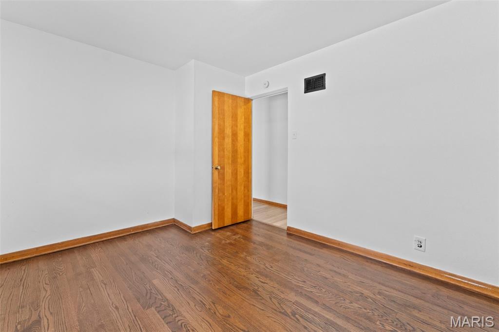 6048 Southwest Avenue