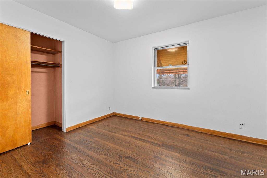 6048 Southwest Avenue