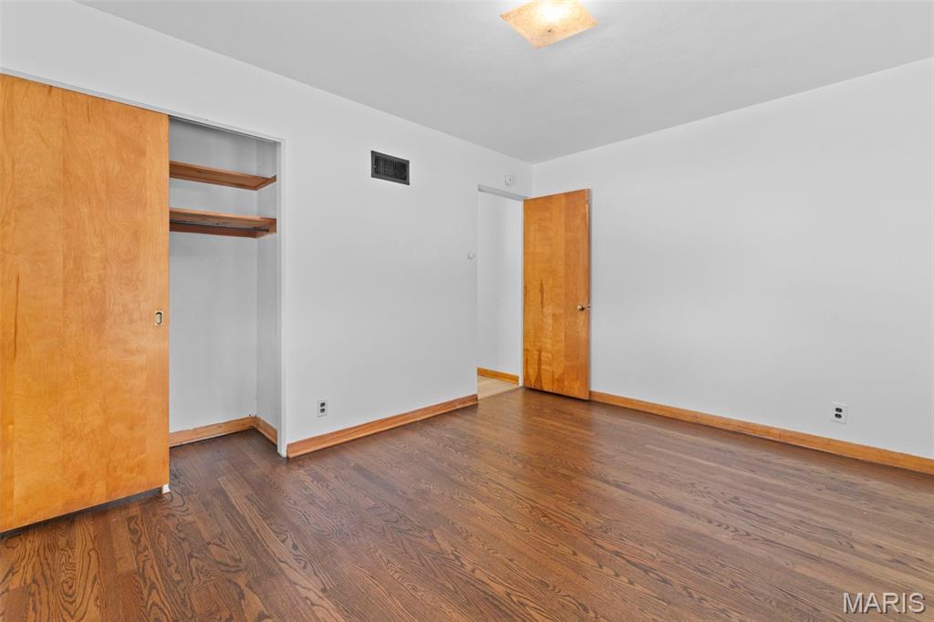 6048 Southwest Avenue