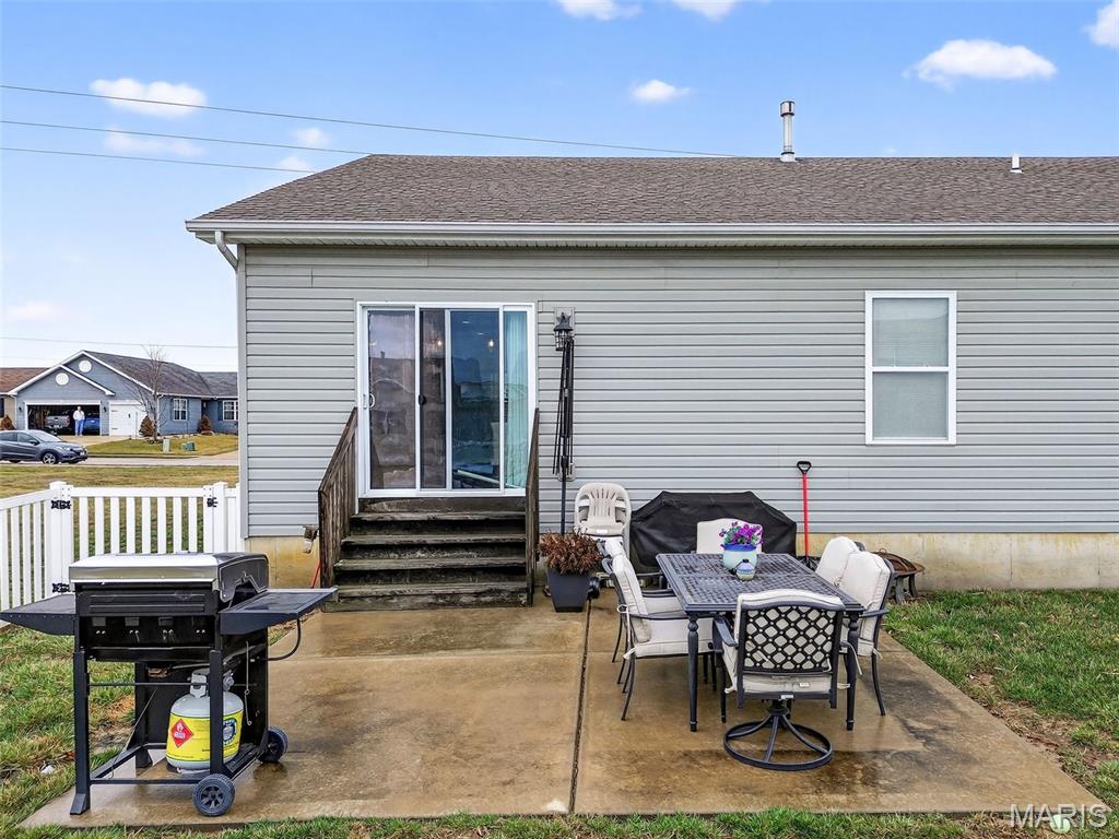 1006 Sweet River Drive