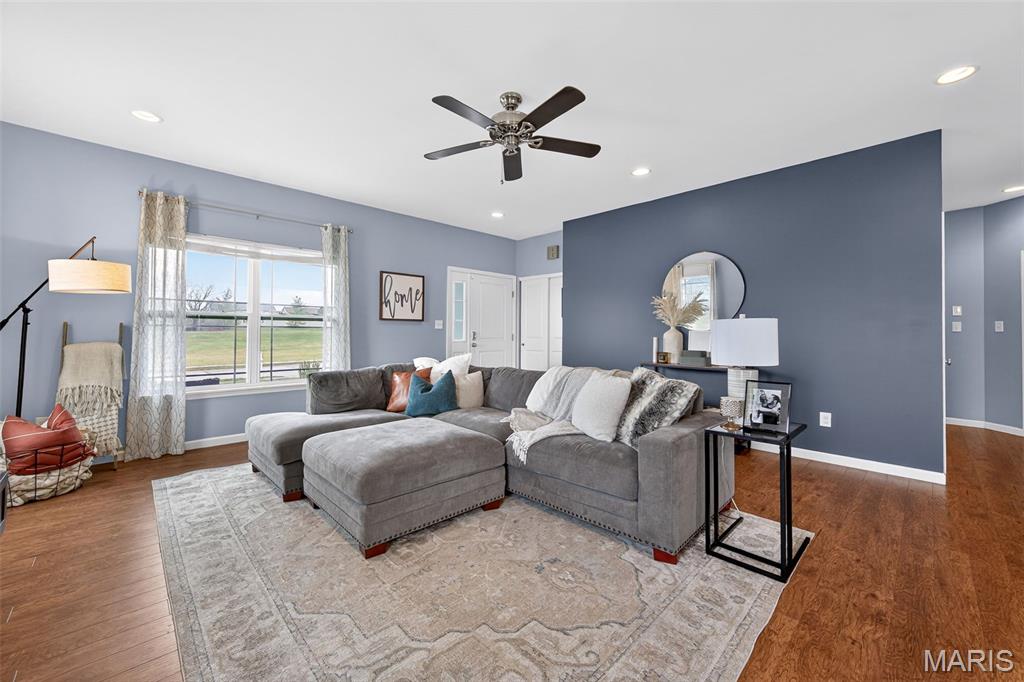 1006 Sweet River Drive