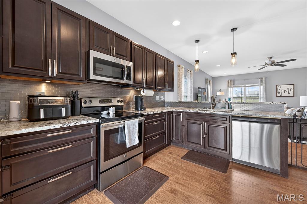 1006 Sweet River Drive