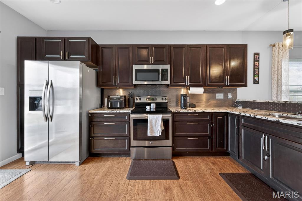 1006 Sweet River Drive