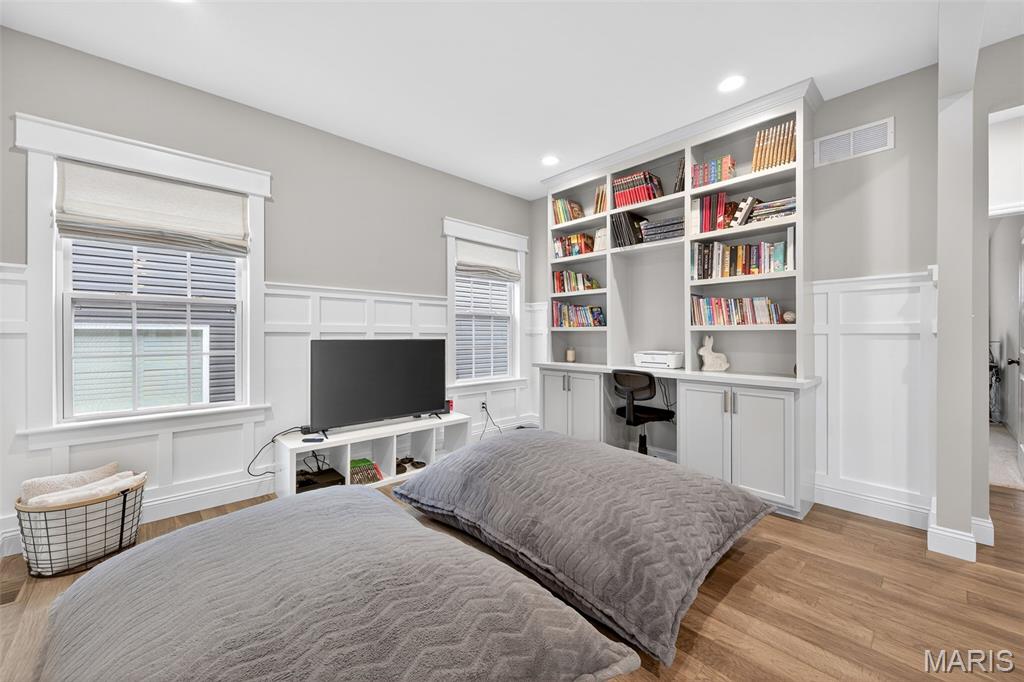 101 Far Meadow Drive