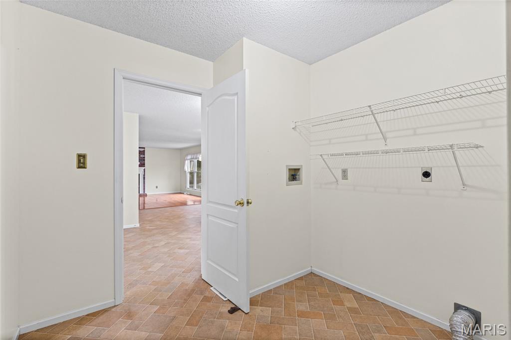 2400 Federalist Place