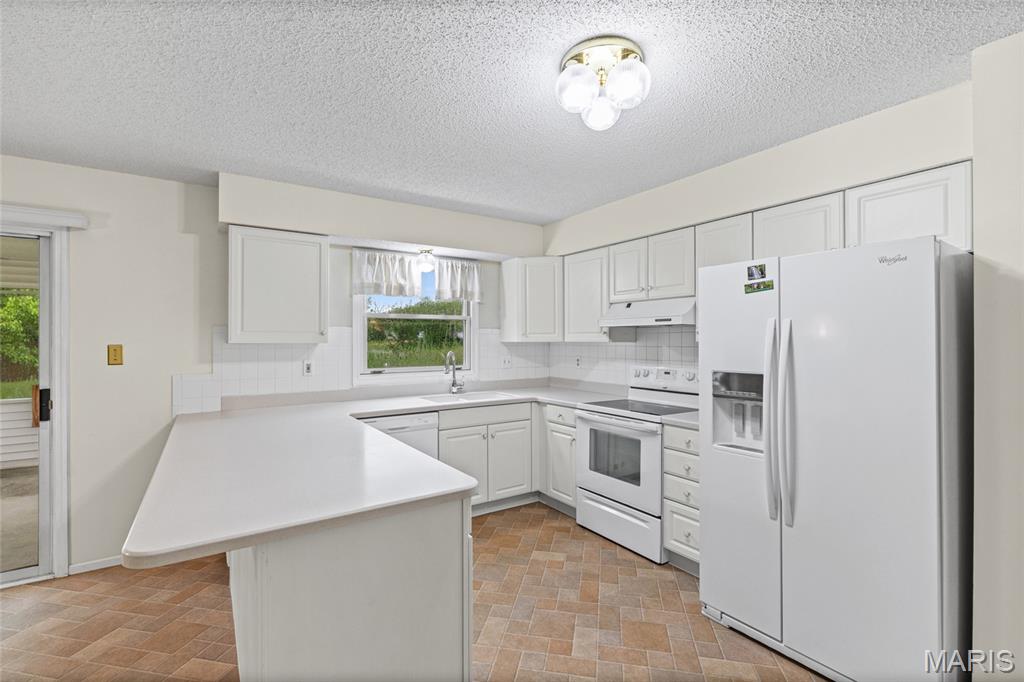 2400 Federalist Place