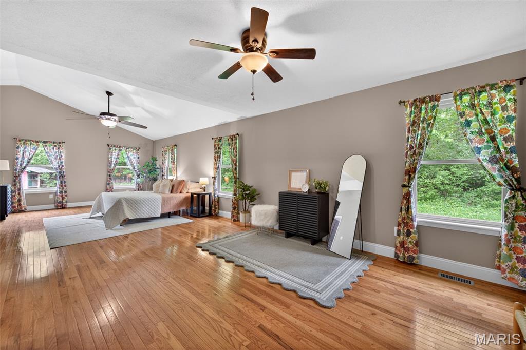 1510 Highway Dd