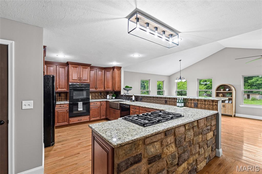 1510 Highway Dd