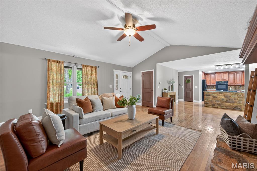 1510 Highway Dd