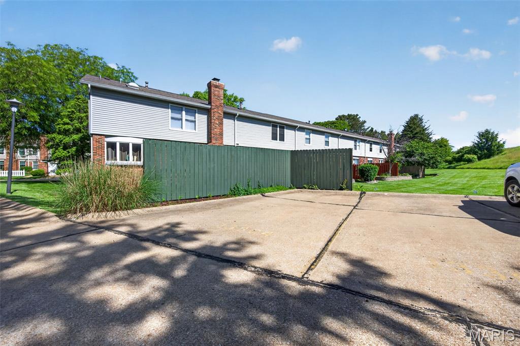 13304 Streamwood Drive