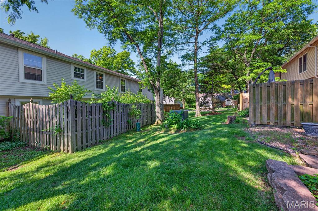 13304 Streamwood Drive
