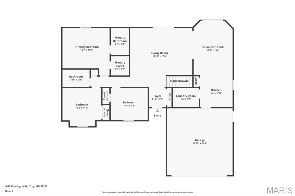 1072 Huntington Drive