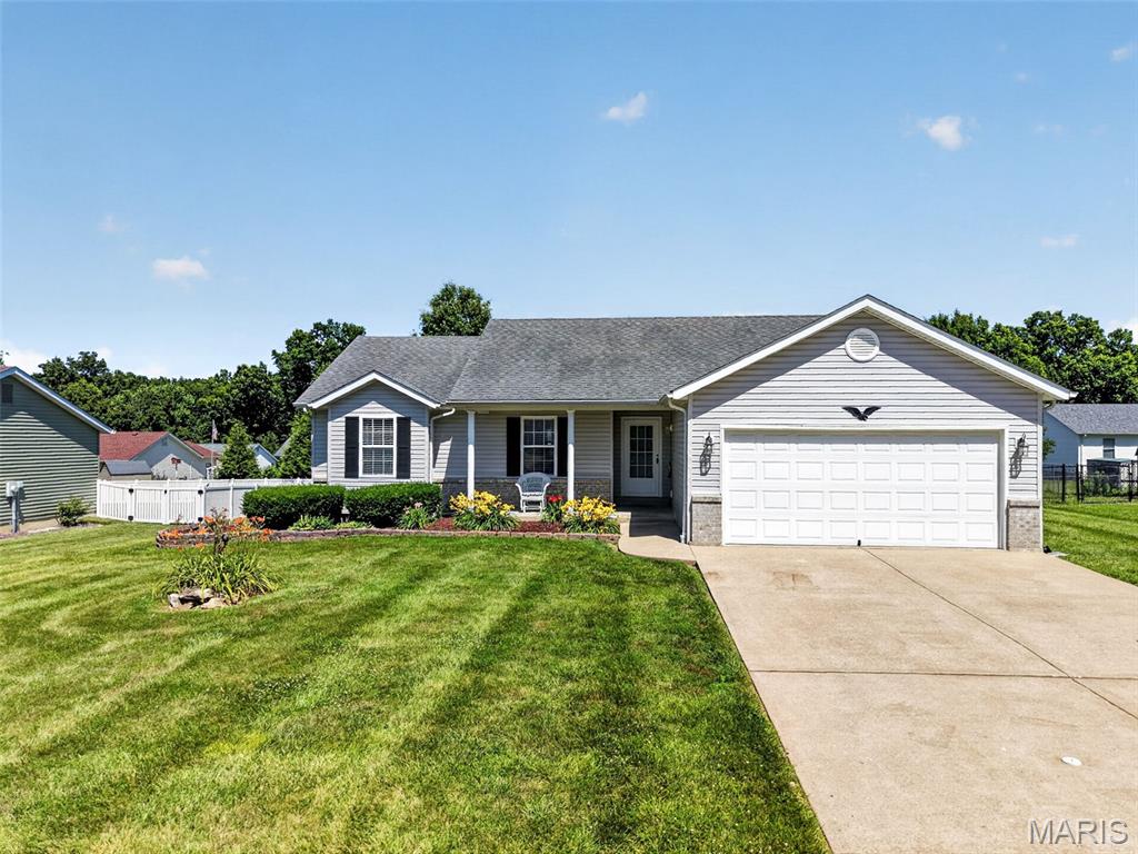 1072 Huntington Drive