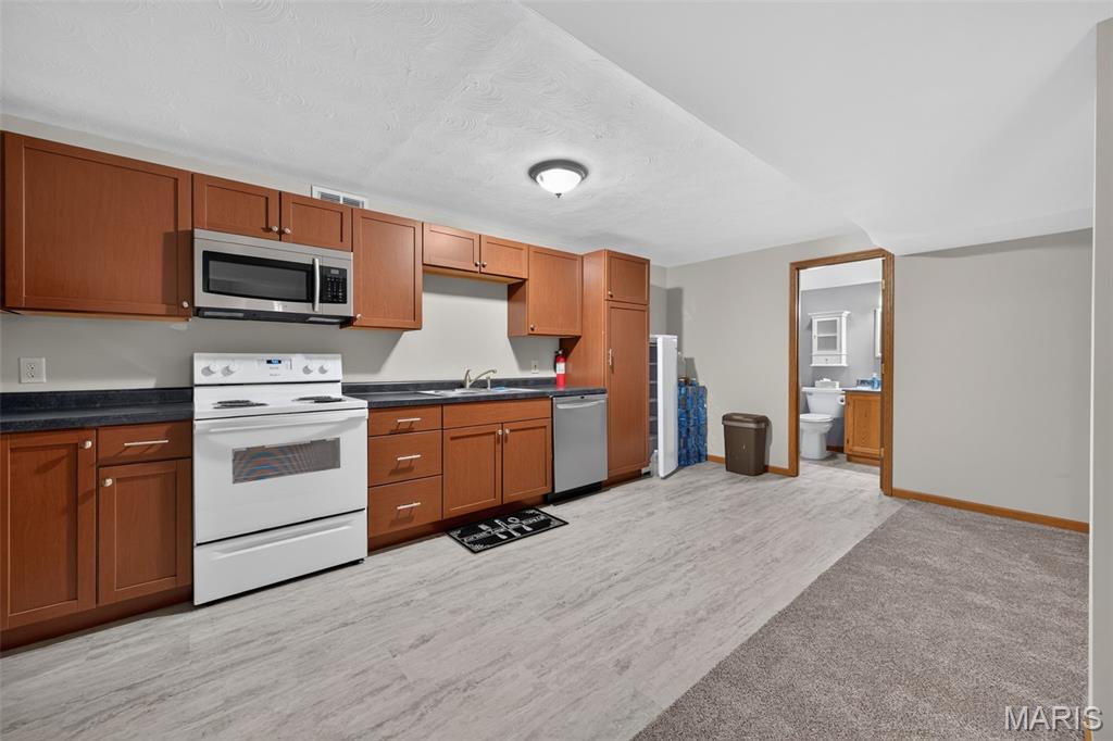 2101 Deer Run Meadows