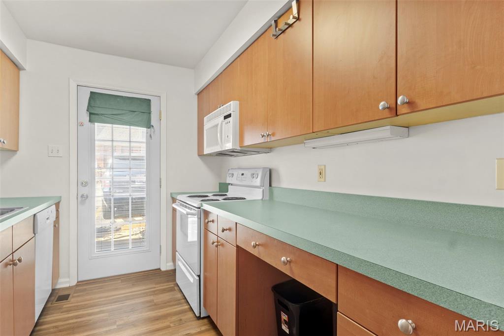 4351 Chateau De Ville Drive Unit: A