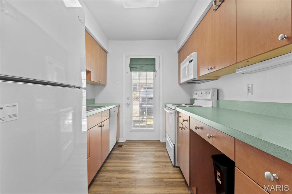 4351 Chateau De Ville Drive Unit: A