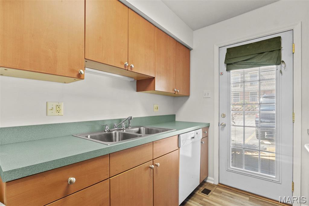 4351 Chateau De Ville Drive Unit: A