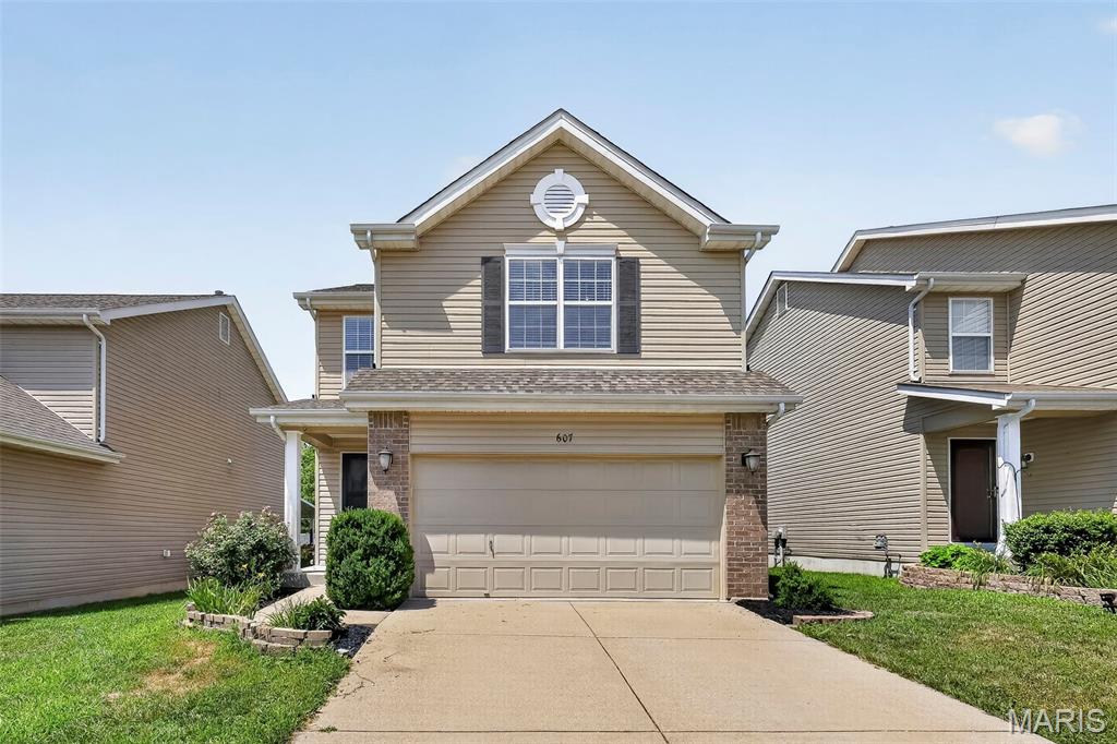 607 Spring Manor