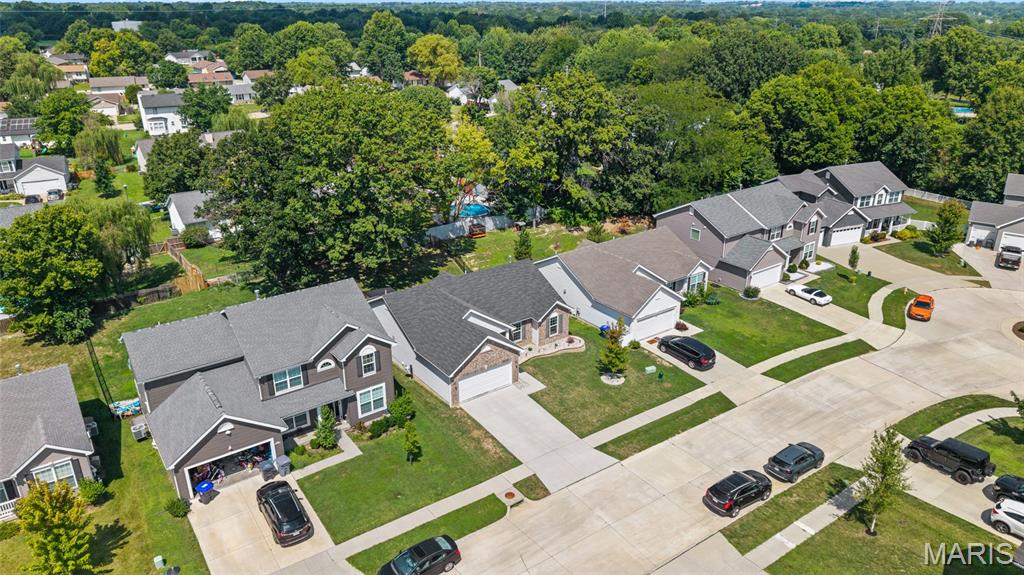 811 Crestwood Court