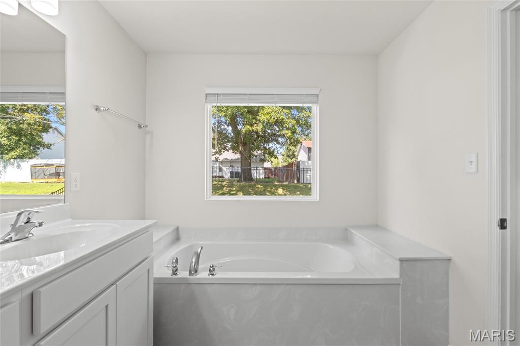 811 Crestwood Court