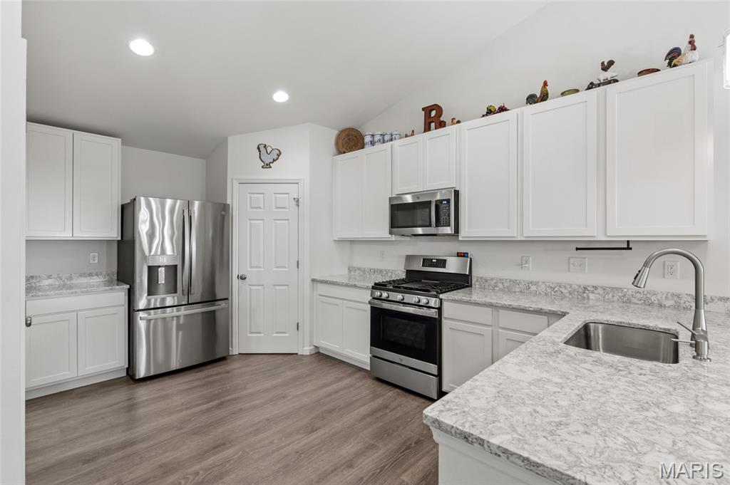 811 Crestwood Court
