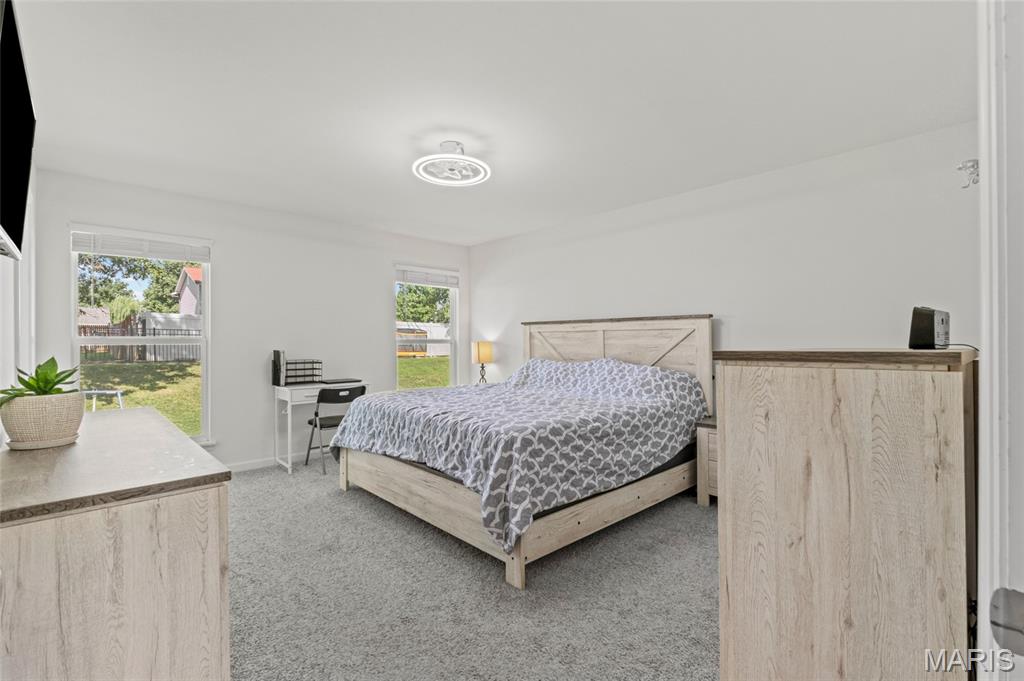 811 Crestwood Court