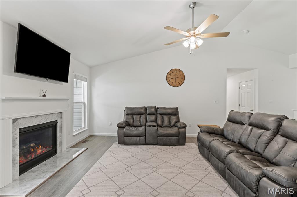 811 Crestwood Court